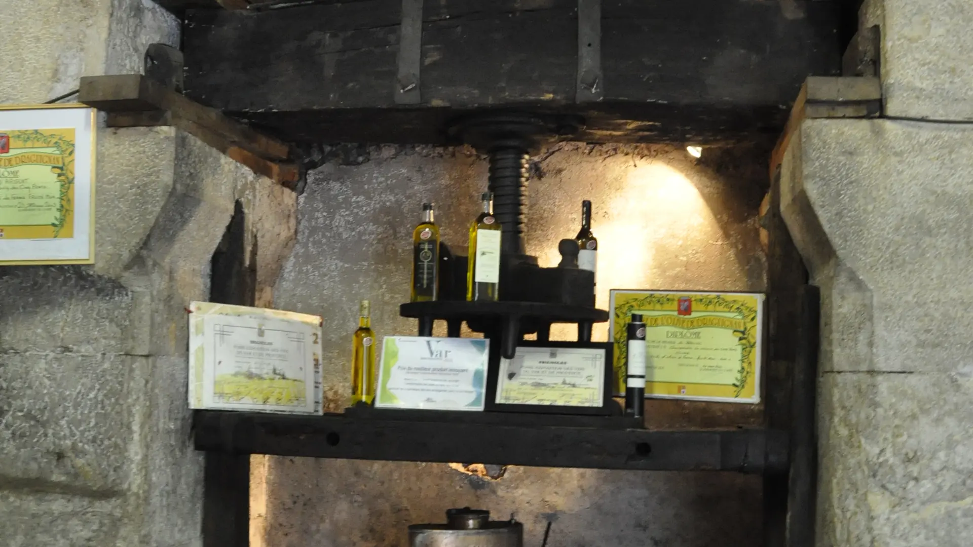 La coopérative oléicole du Moulin des Cinq Ponts à Cuers