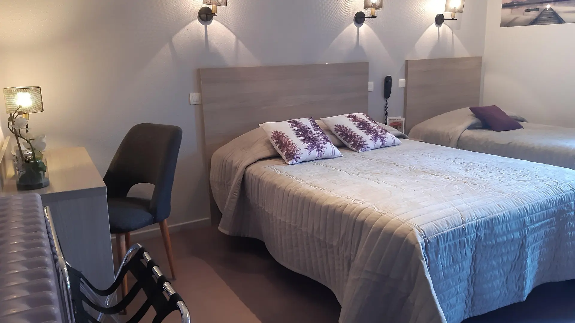 Dreibettzimmer