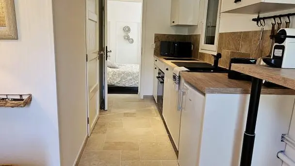 Gîte l'EnVie de Calme- Séjour cuisine-Gîte de France Alpes-Maritimes