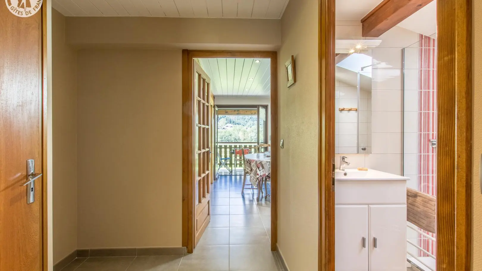 Hall d'entrée de l'appartement.