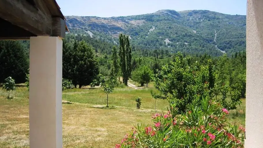 Vue sainte Victoire le pic des mouches