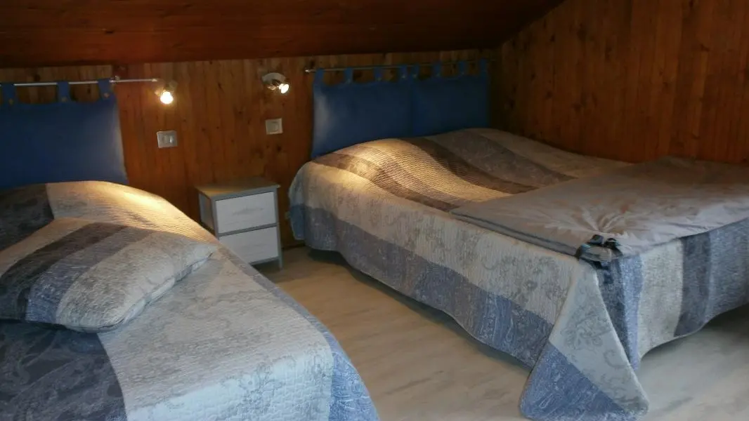 Chambre , 1 lit 80 _ 1 lit 140