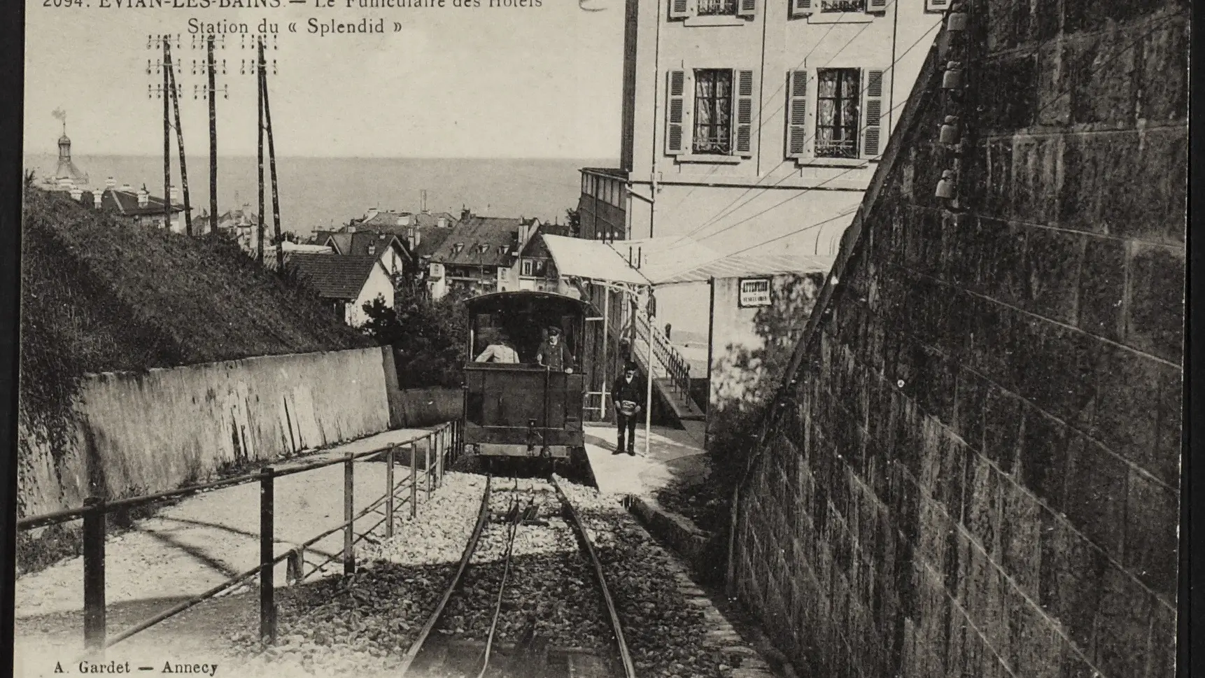Funiculaire, station du Splendide