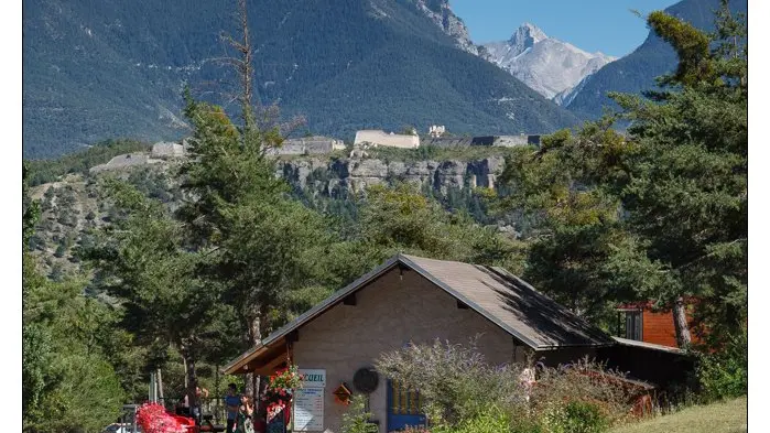 Intérieur camping en été