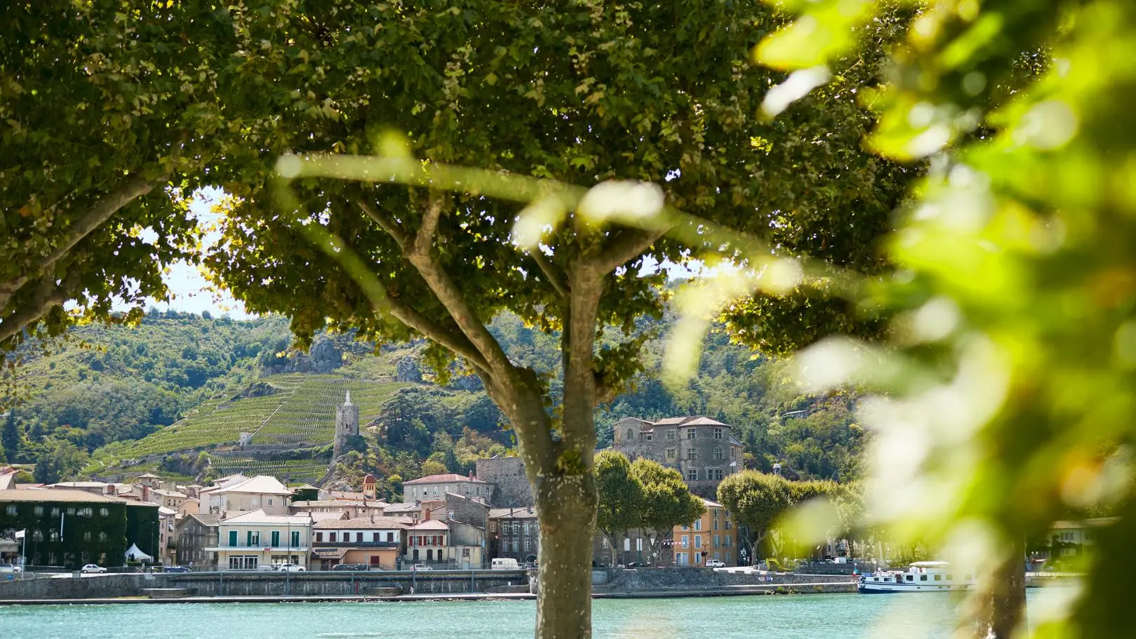 Vue sur Tournon depuis la maison