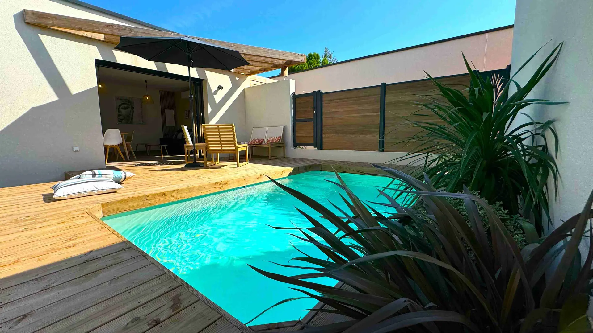 Daya Lodge - Lodge évasion_L'Isle-sur-la-Sorgue piscine