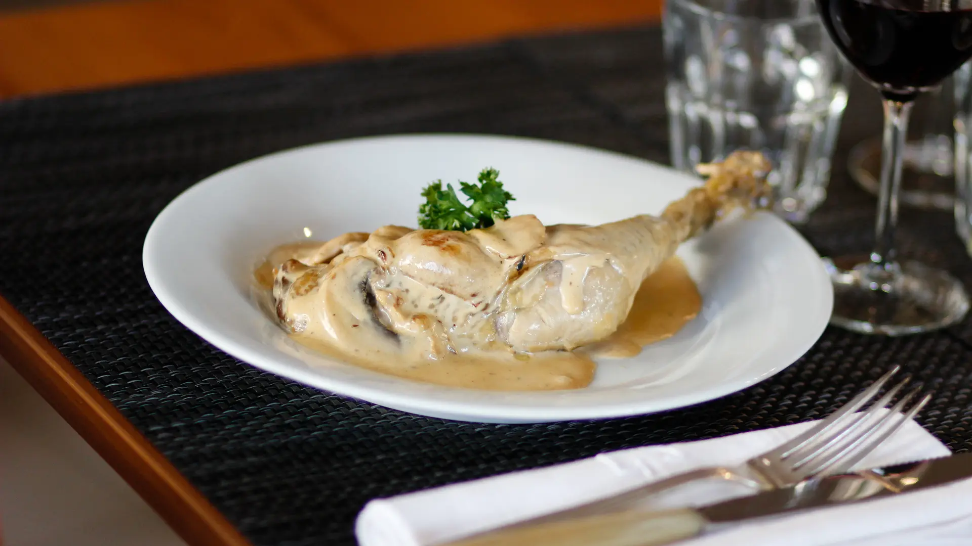 Assiette Poulet fermier de l'Ain à la crème