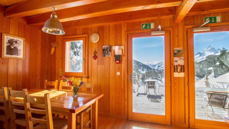 Intérieur du refuge Laval