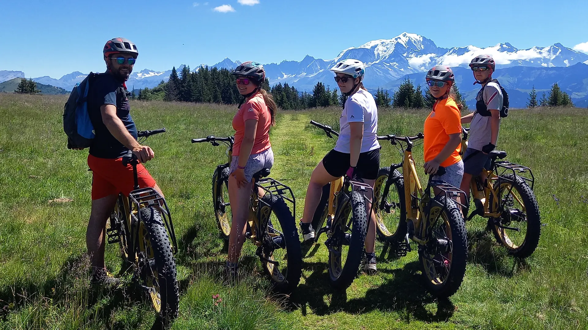 col des aravis, ecole de vtt, fatbike, randonnée