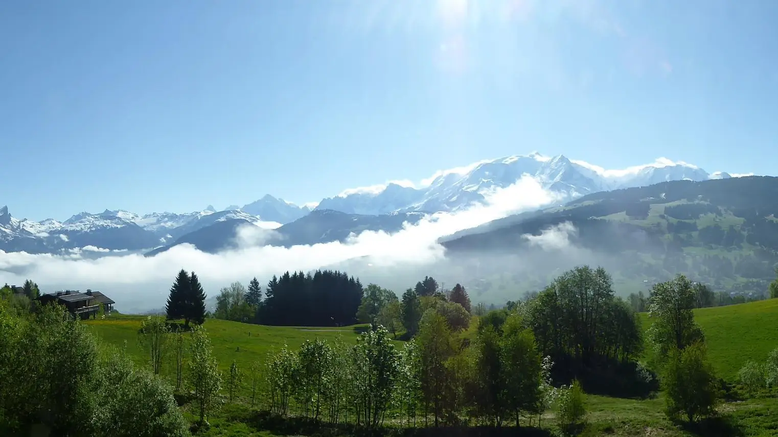 Vue sur le massif du Mont-Blanc