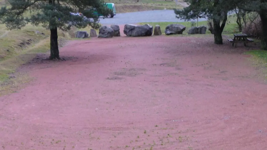 Un des jeux de boules du village. Celui-ci étant vers l'étang communal.