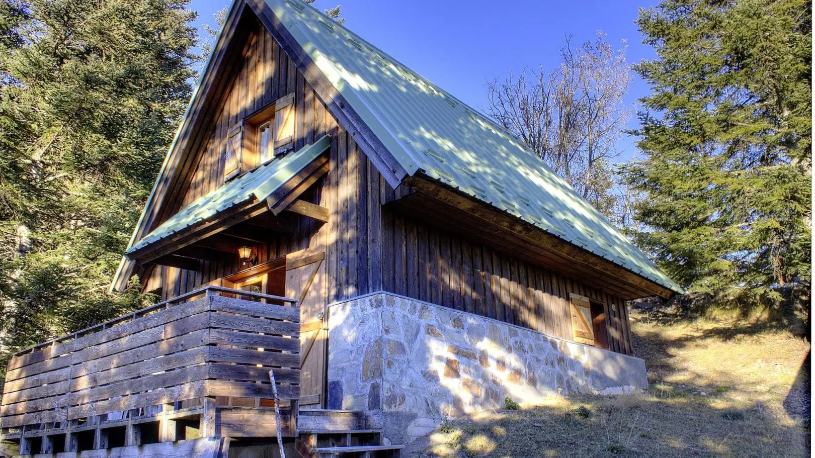 Gîte Mélèze-Le chalet-La Bollène-Vésubie-Gîtes de France des Alpes-Maritimes