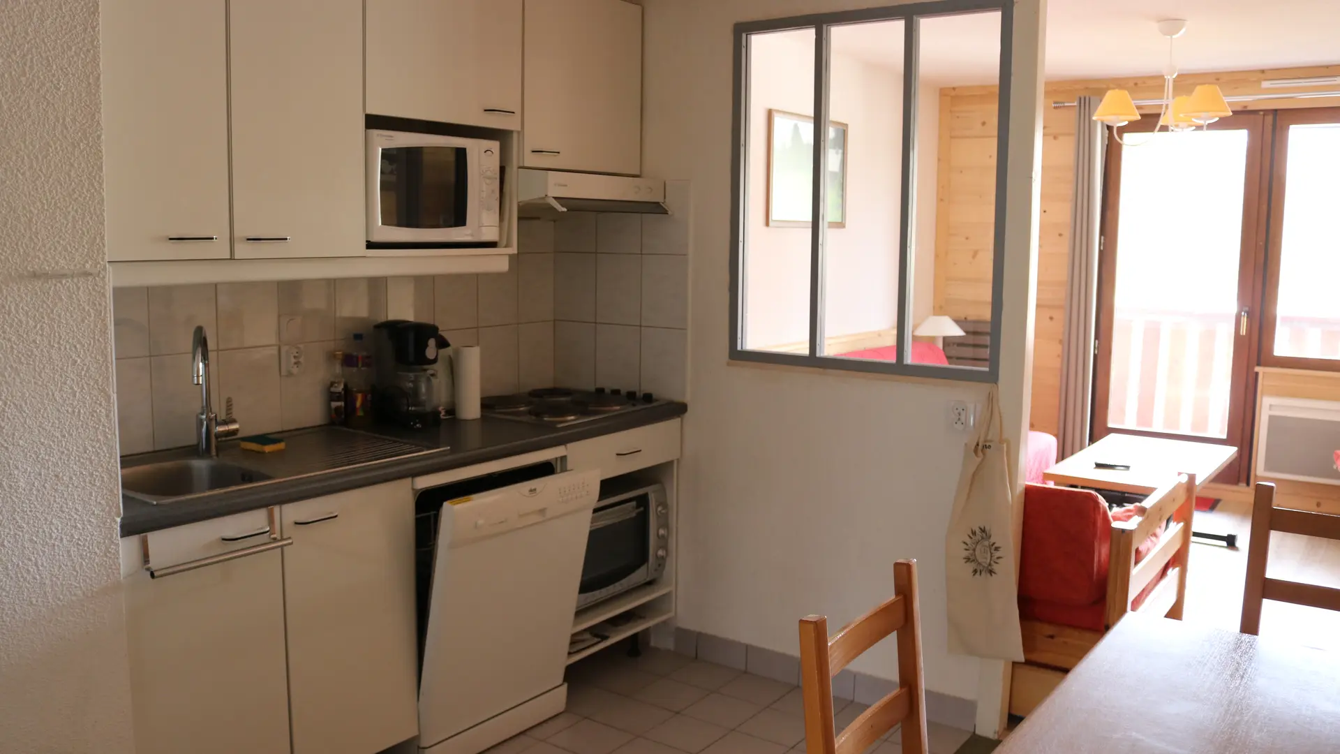 Cuisine, salle à manger et salon