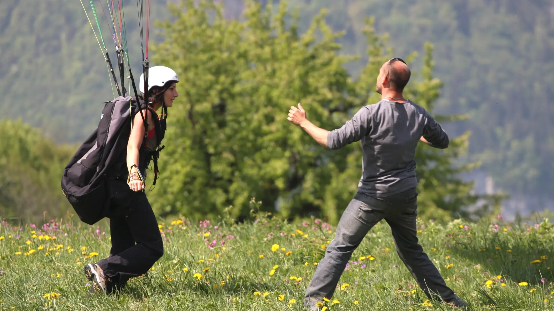 Leer de basis van paragliding alleen