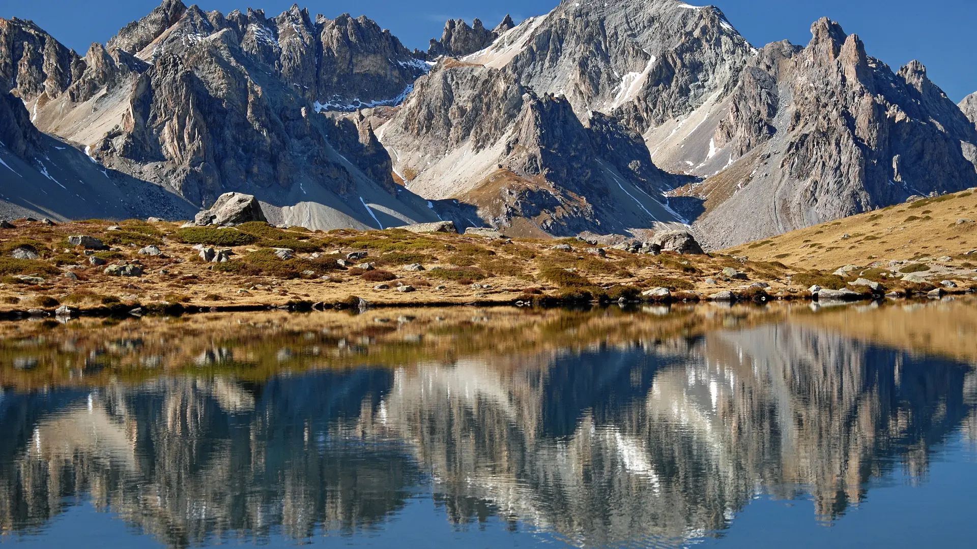 plus beaux lac des Hautes Alpes