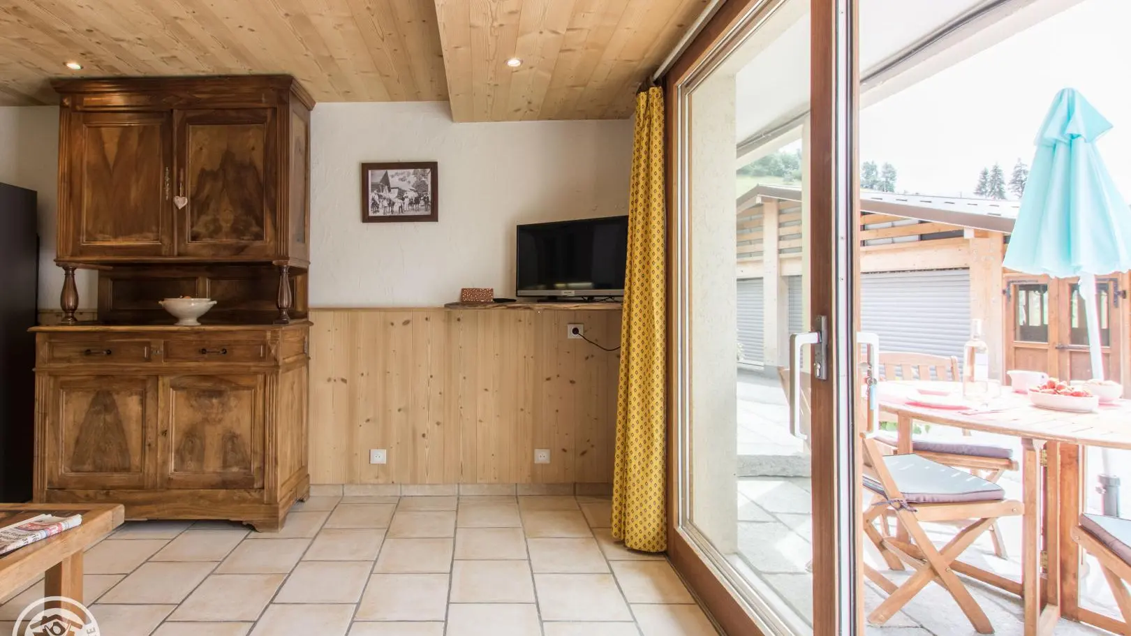 Une large baie pour profiter de la vue