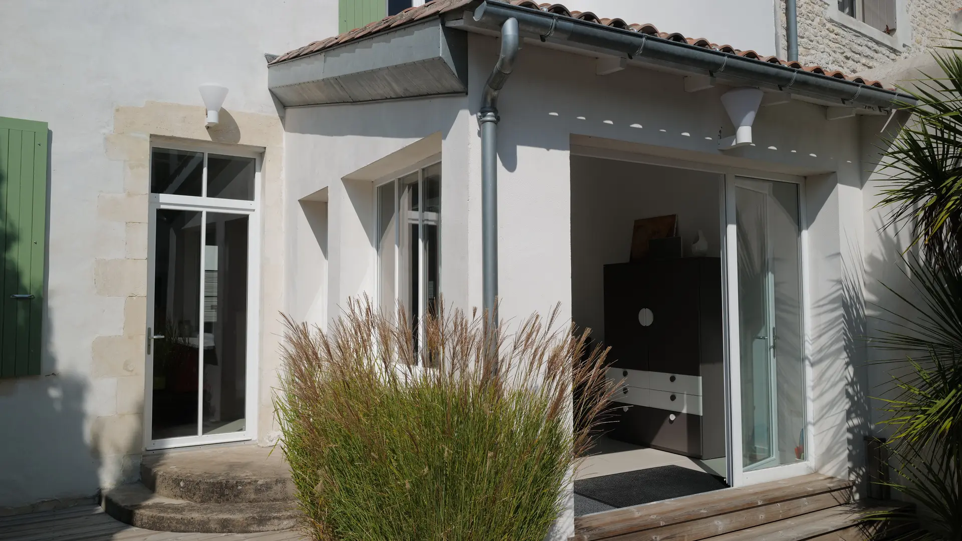 Extérieur coté jardin