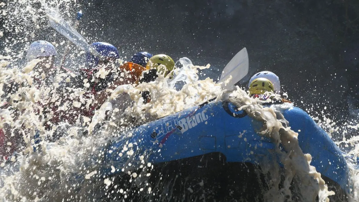 De Bleu à Blanc Rafting EMBRUN