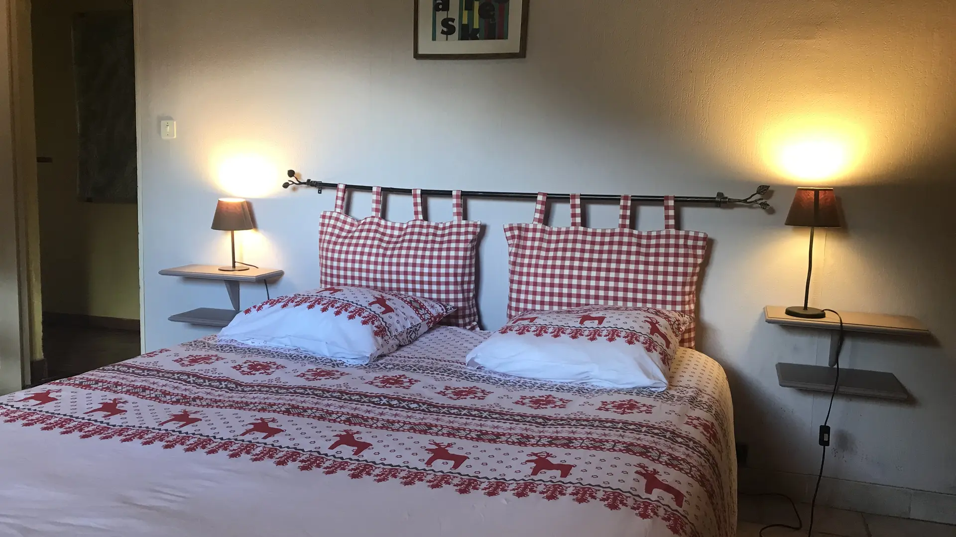 Chambre lit double et lit superposé