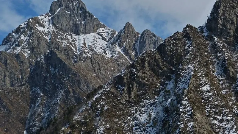 Randonnée Mont Torrage. En haute Bendola, les monts Torrage et Peirevieille.