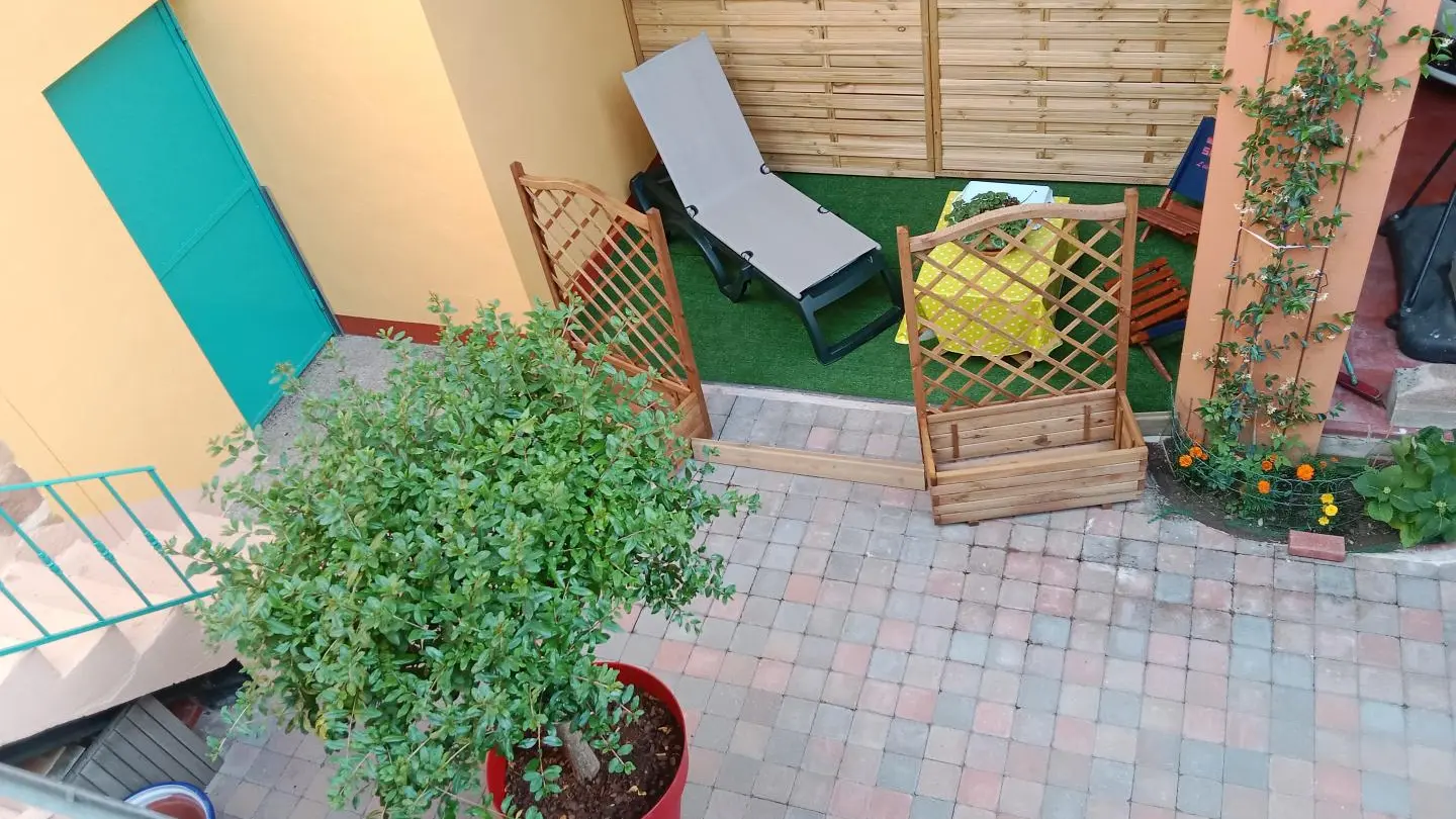 coin détente dans la cour