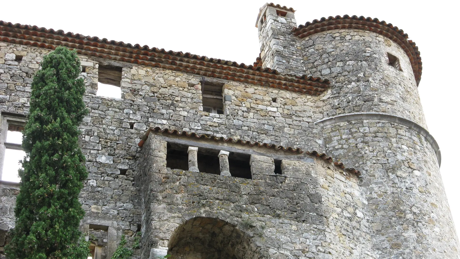 CHATEAU MEDIEVAL