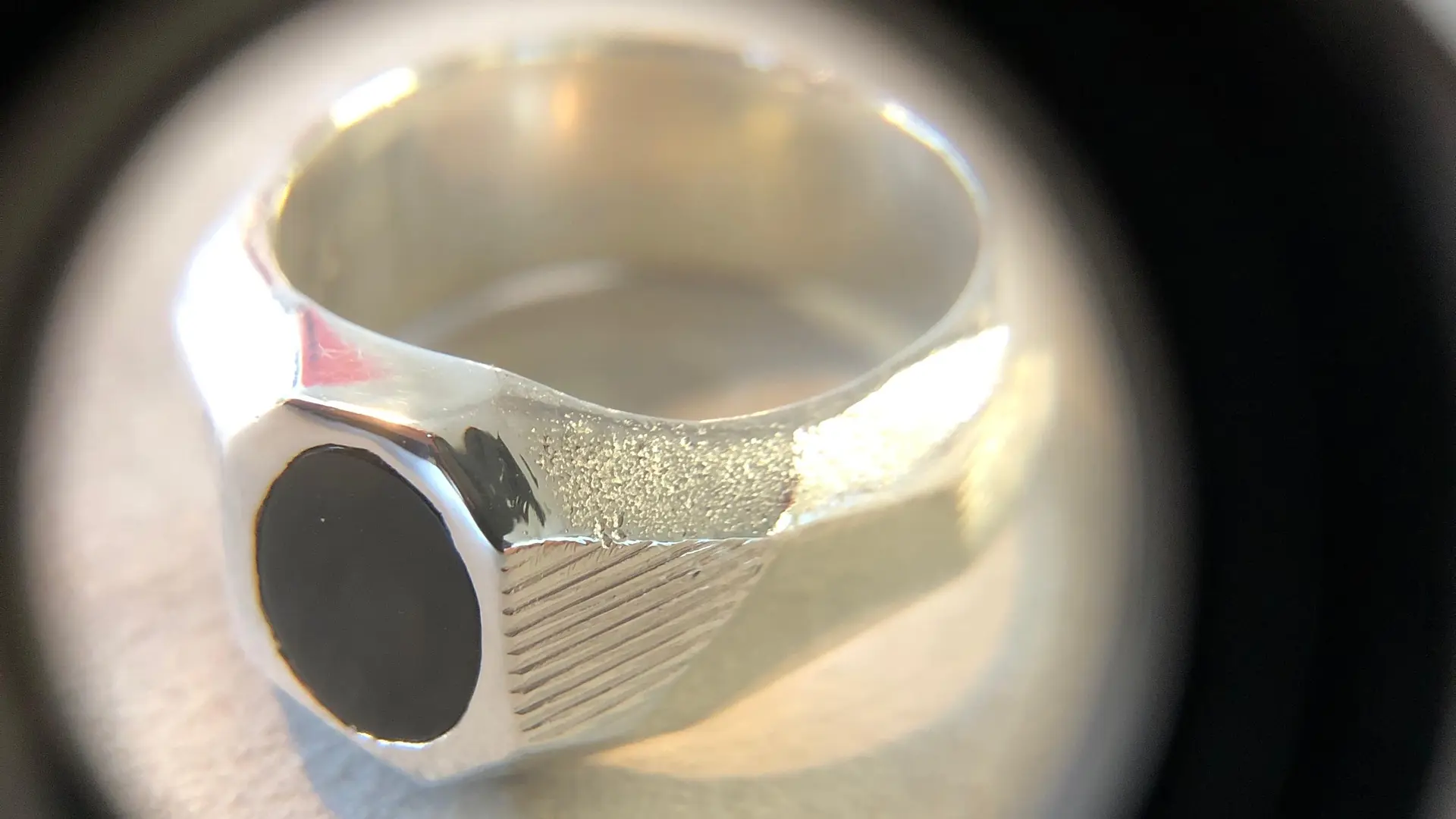 Chevalière sur-mesure homme