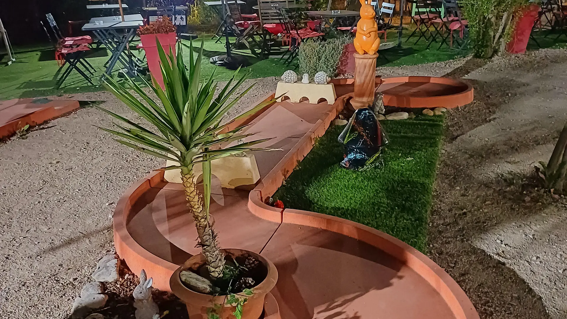 Lapins by night