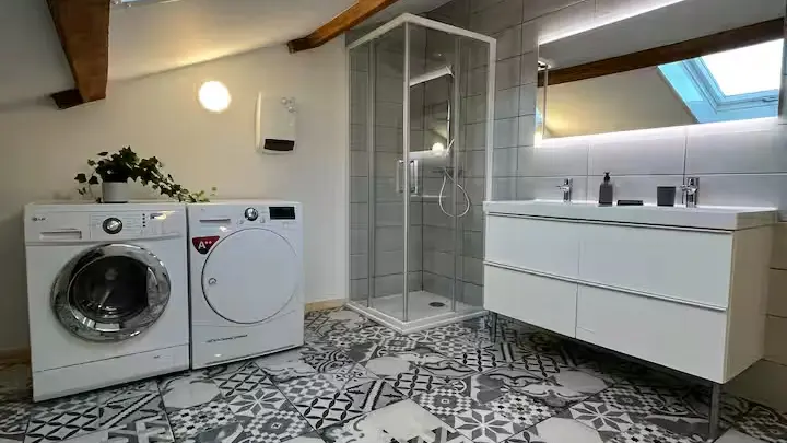 grande salle d'eau