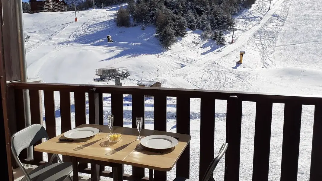 Appartement avec balcon front de neige Dévoluy