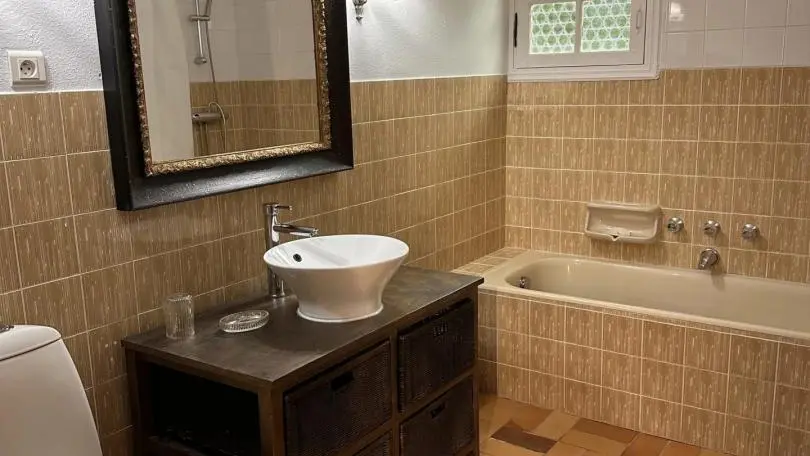 Bastide Aïna- Grasse- Salle de bains -Chambre Géodora-Gîtes de Franbce Alpes-Maritimes