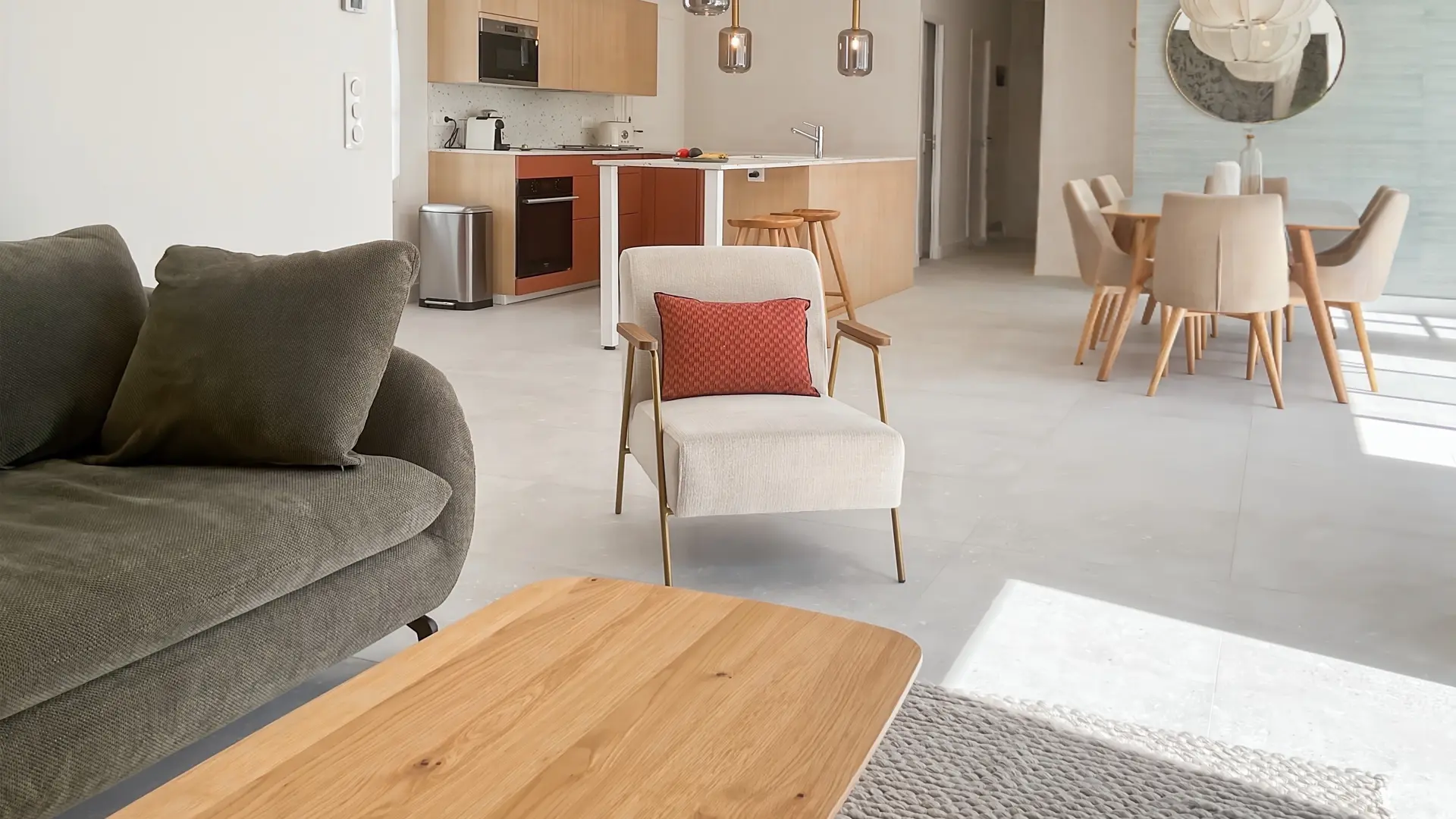 Cuisine, salle à manger et salon