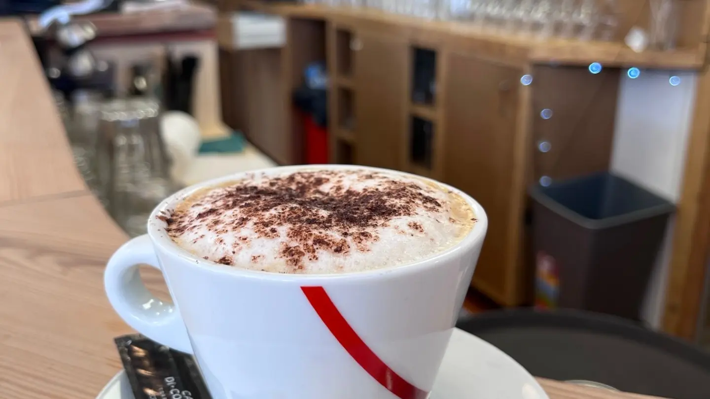 Boisson chaude : un cappuccino