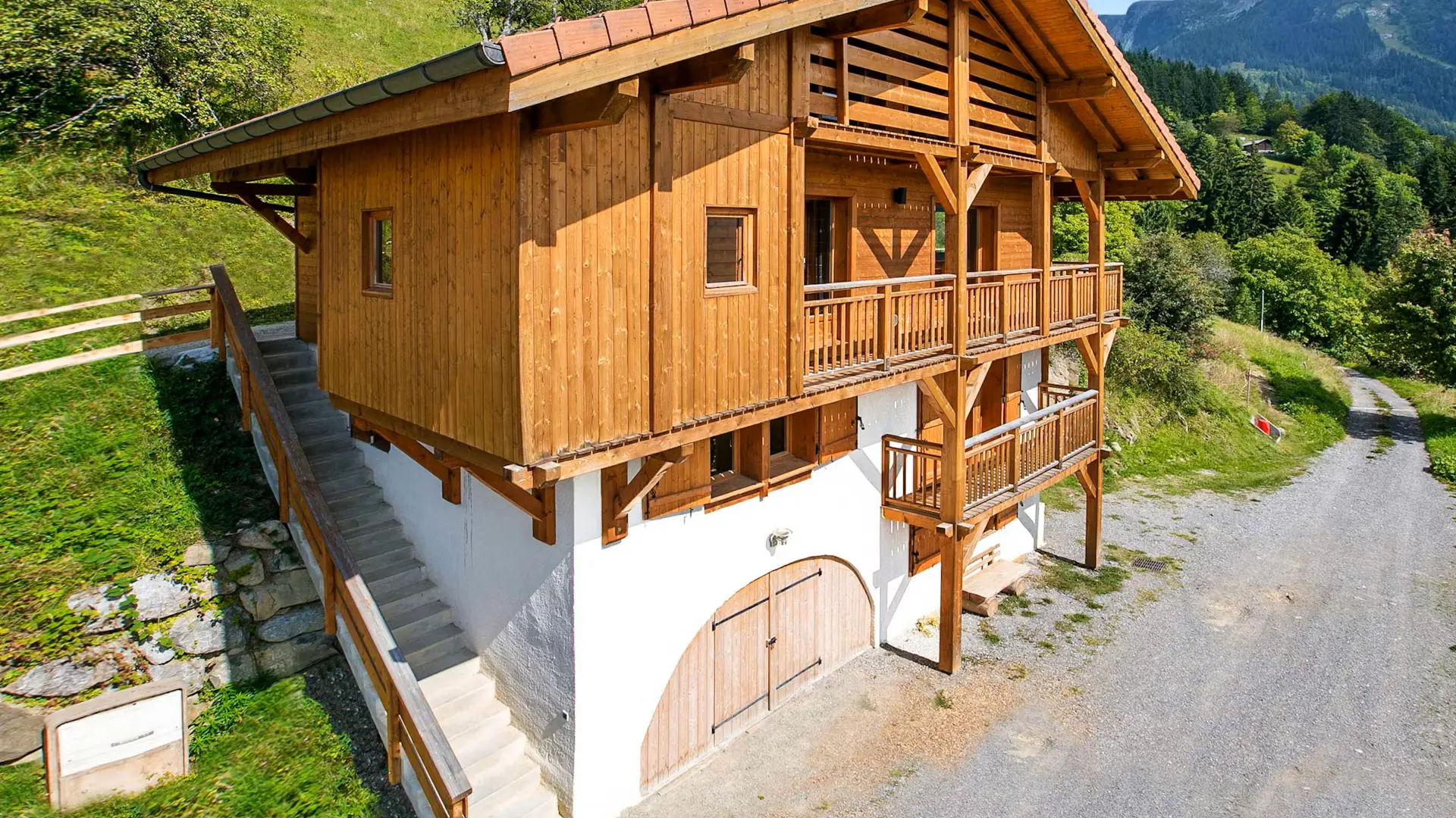Chalet Manoe - OVO Network_Manigod