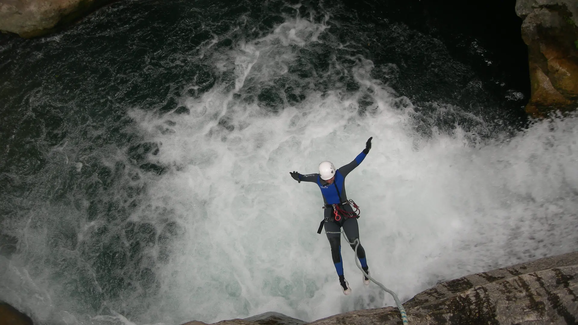 canyon aiglun grand saut 11m