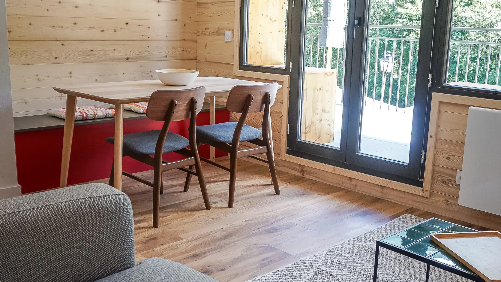 Chalet Nant Rouge aux Contamines Montjoie, au pied des pistes de ski au hameau du Baptieu. Un nouveau gite aux Contamines.