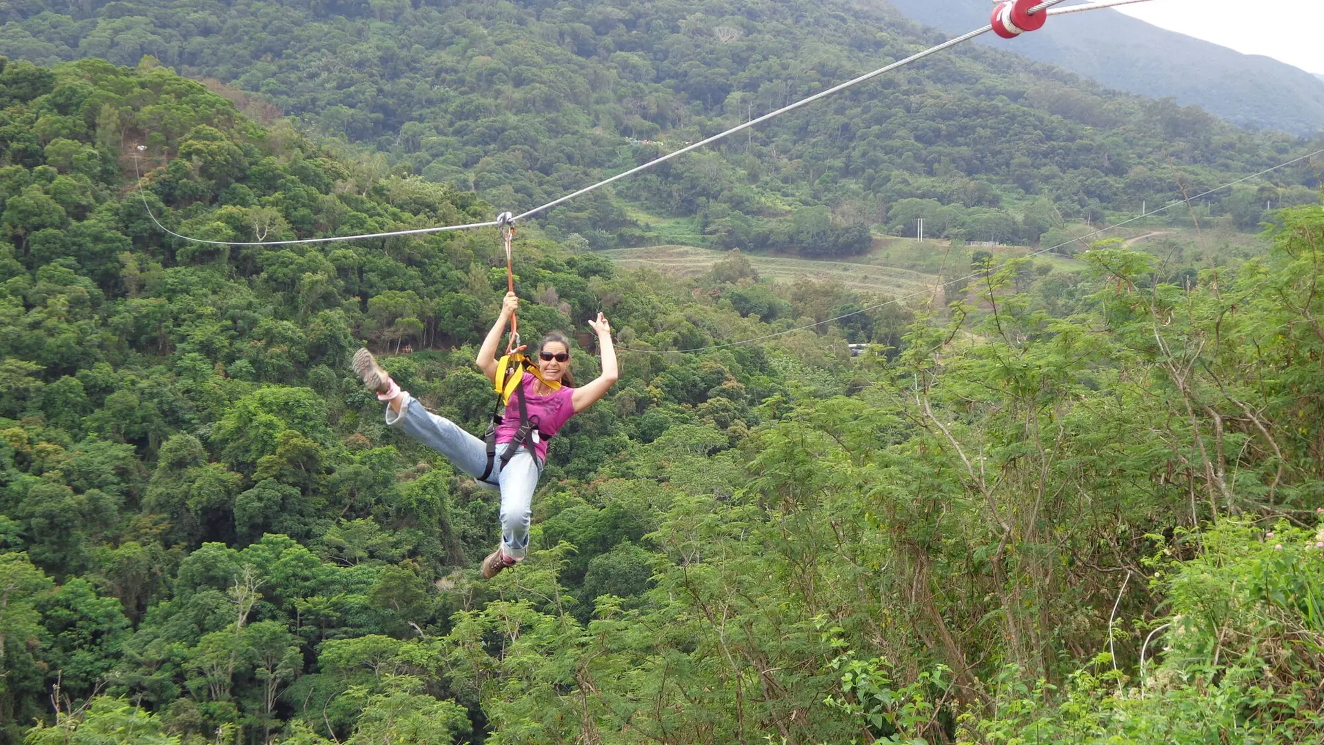 Tyrolienne - La Belle Verte Canopy Tours