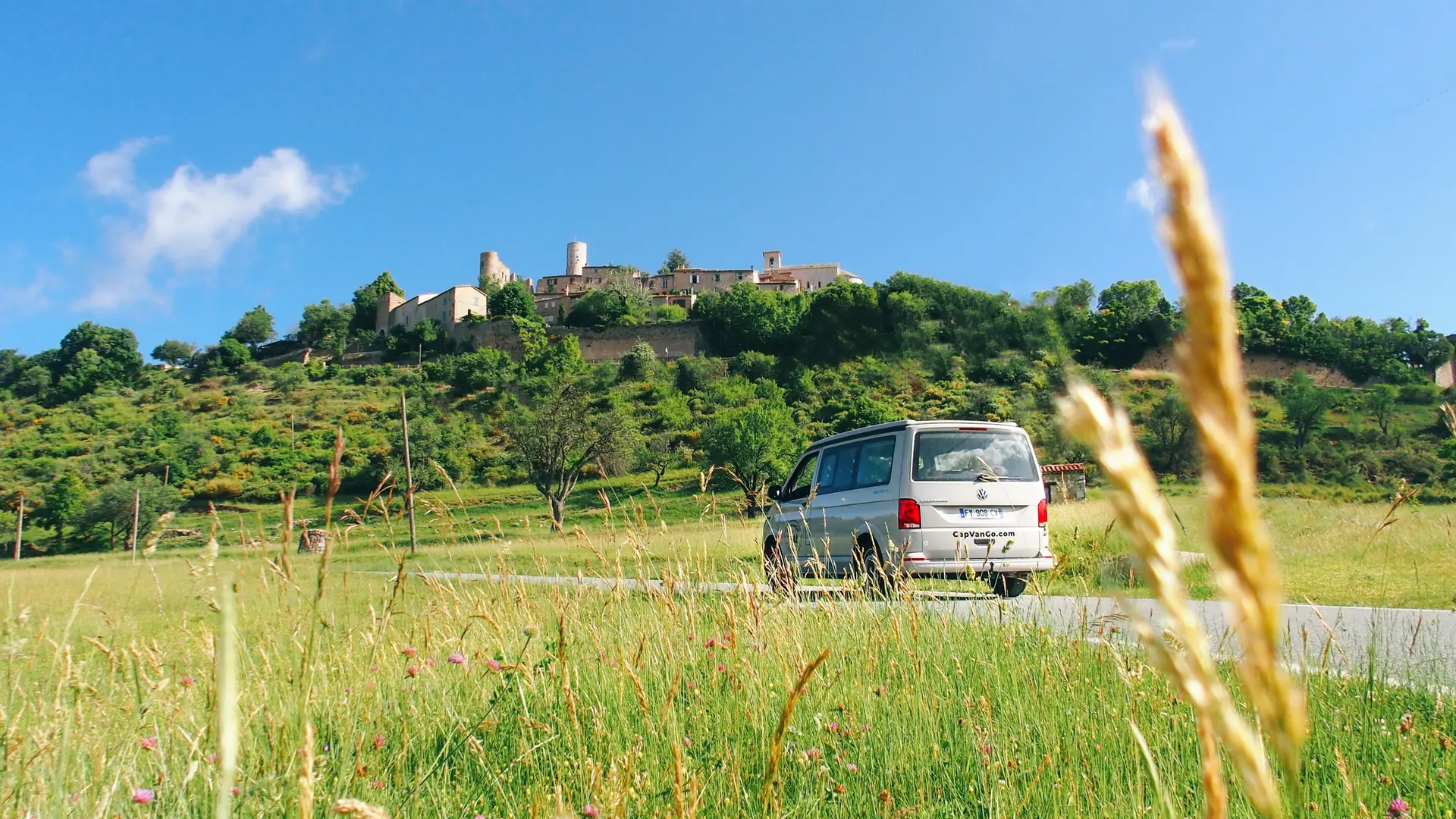 Sur la route de Trigance