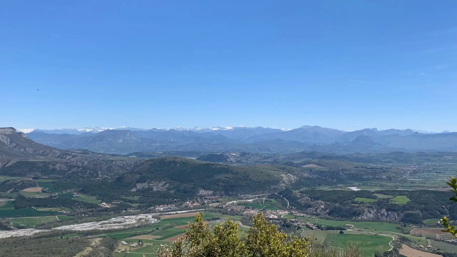Panorama depuis la pointe du col de Garde