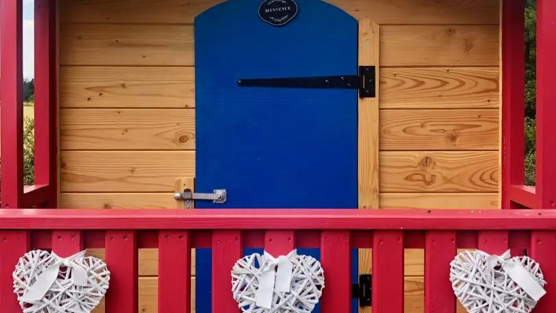 Petite maison en bois pour les enfants