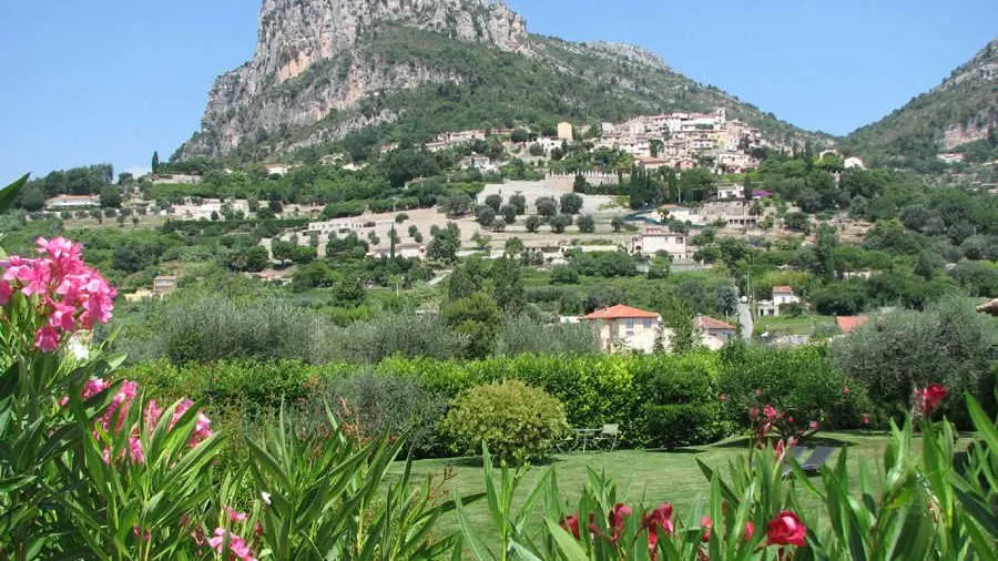 Gîte les 3 Baous -Vue sur le Baou - Saint Jeannet - Gîtes de France Alpes- Maritimes