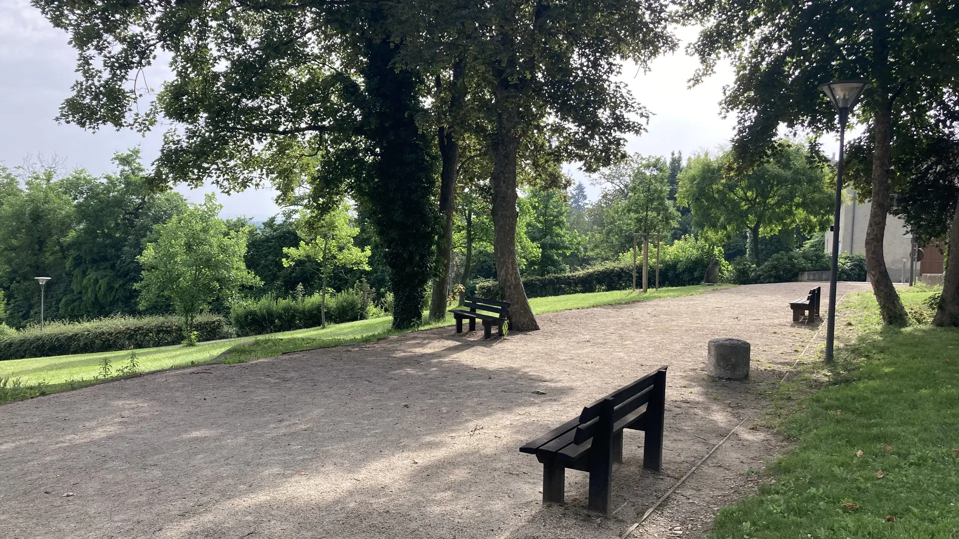 Parc du 6 juin 1009 Moras en Valloire