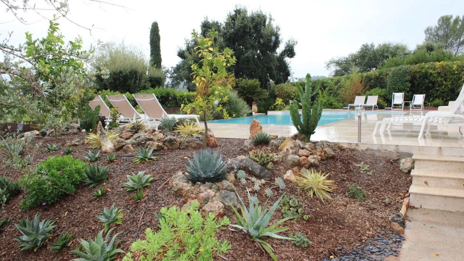 Piscine-Chambre d'Hôtes-Biot-Gîtes de France Alpes-Maritimes