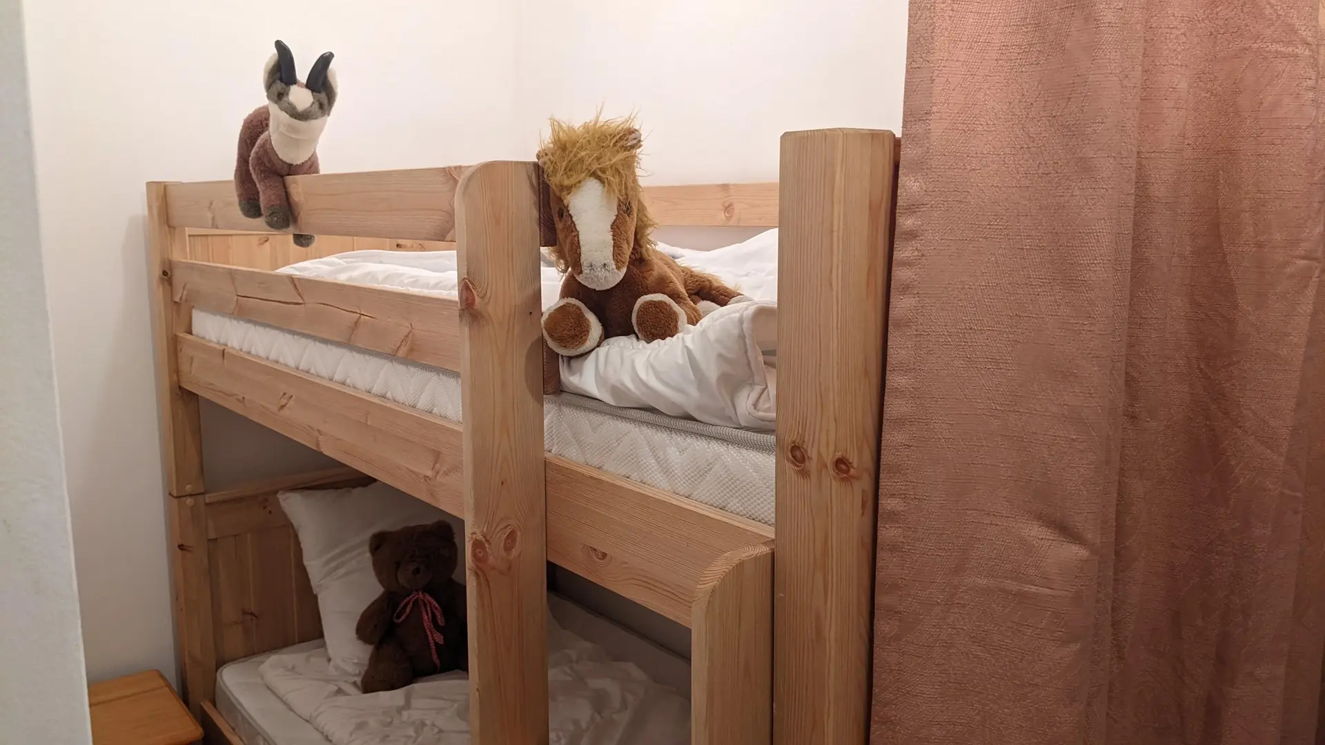 Location meublé - Serraval - Vacances