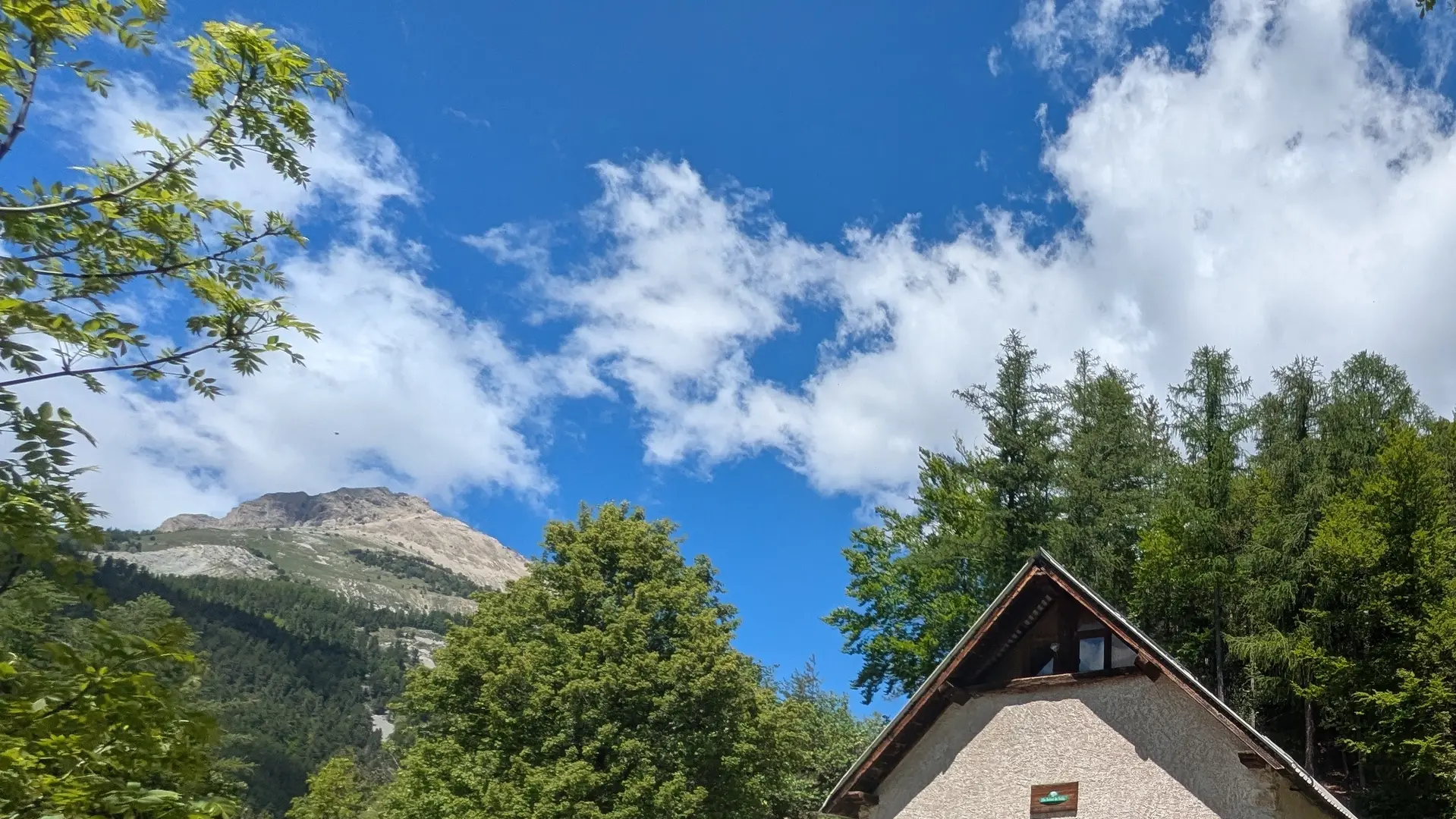 Petit gîte forestier de Matacharre_La Roche-des-Arnauds