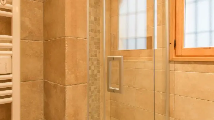 Etage 1
Salle de bain 2