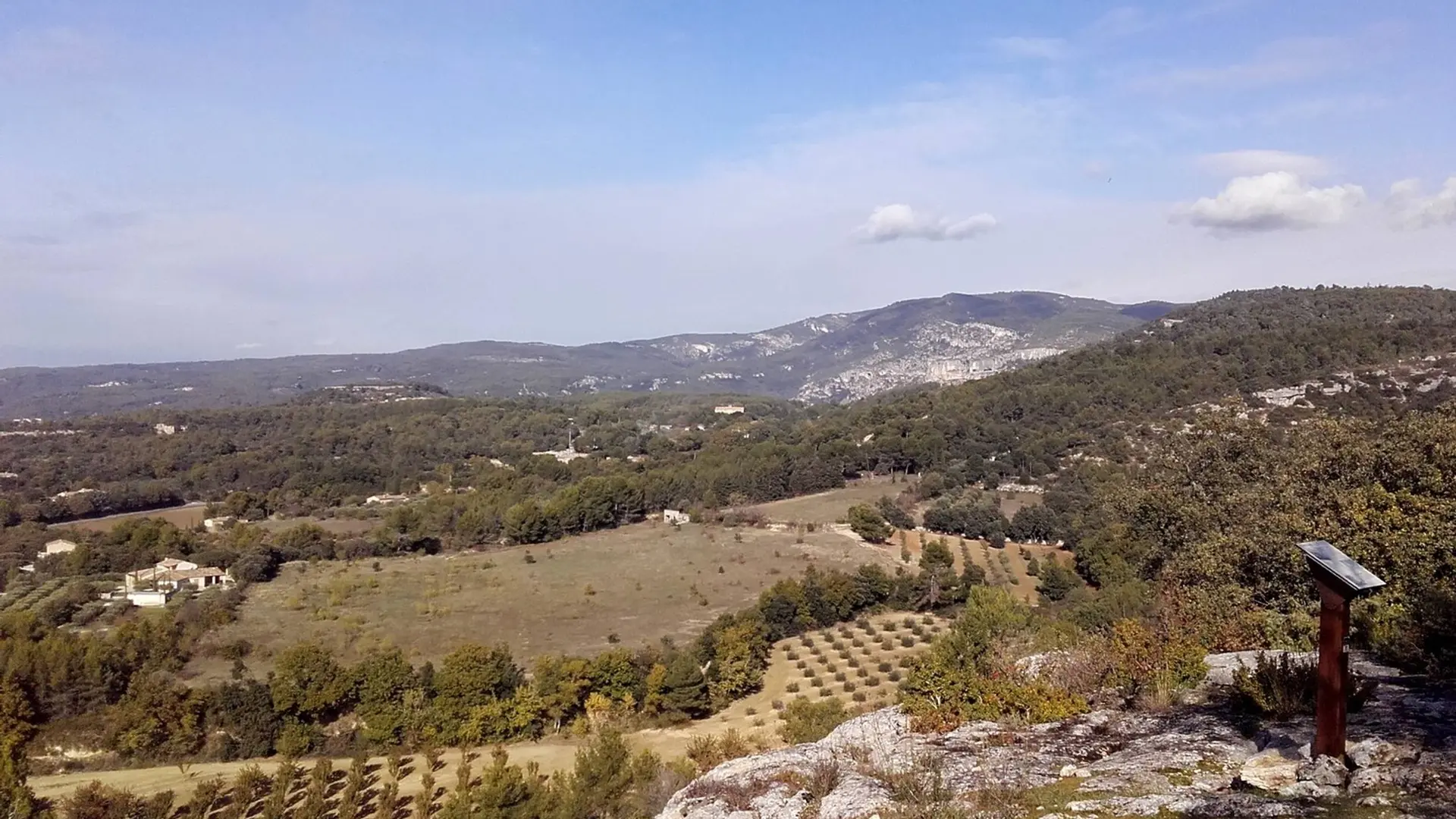 Vue depuis le sentier découverte de Lagnes