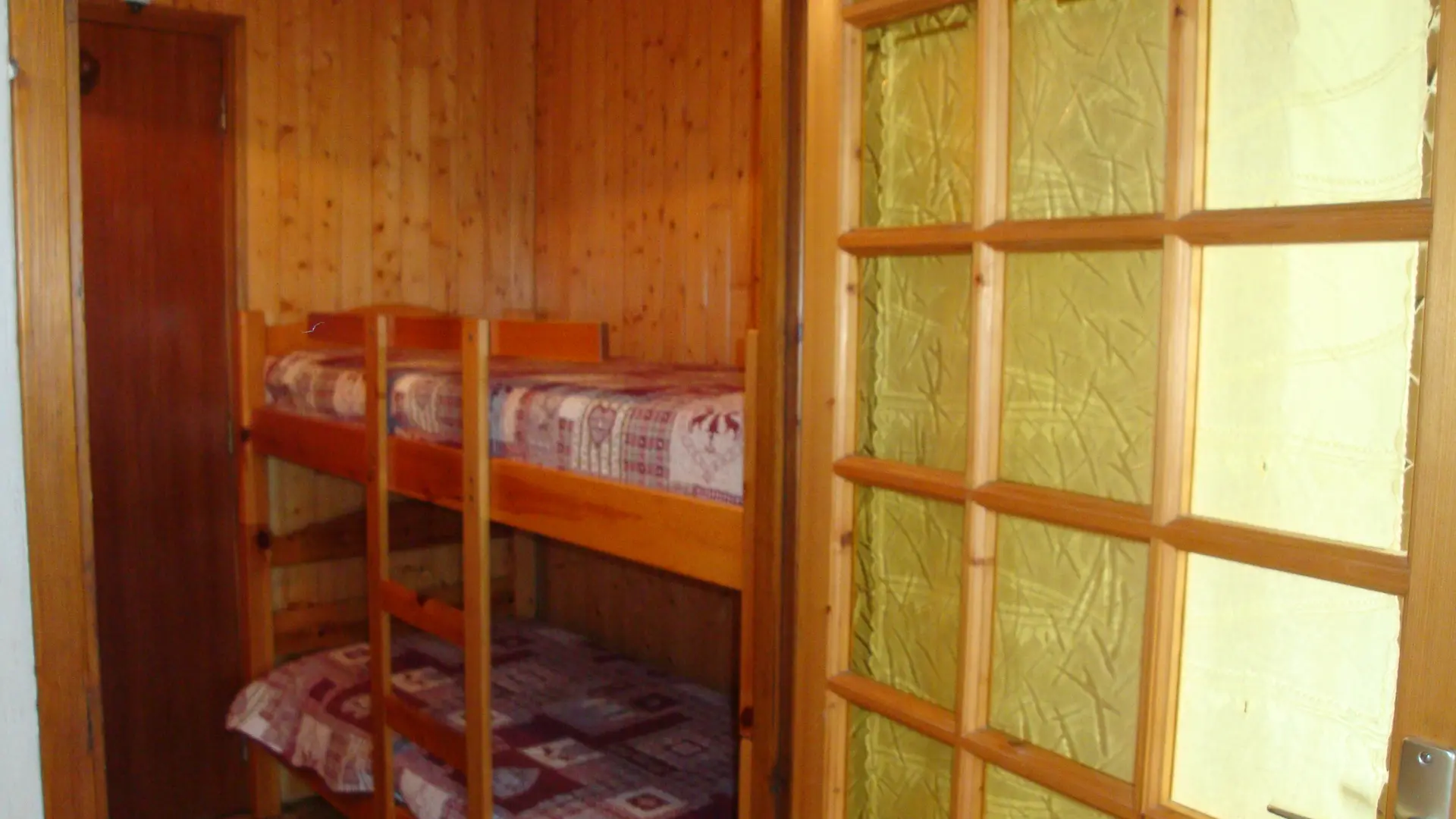 Chambre avec lits superposés/Bedroom with bunk beds-Pont de Suize n°1-Le Grand-Bornand