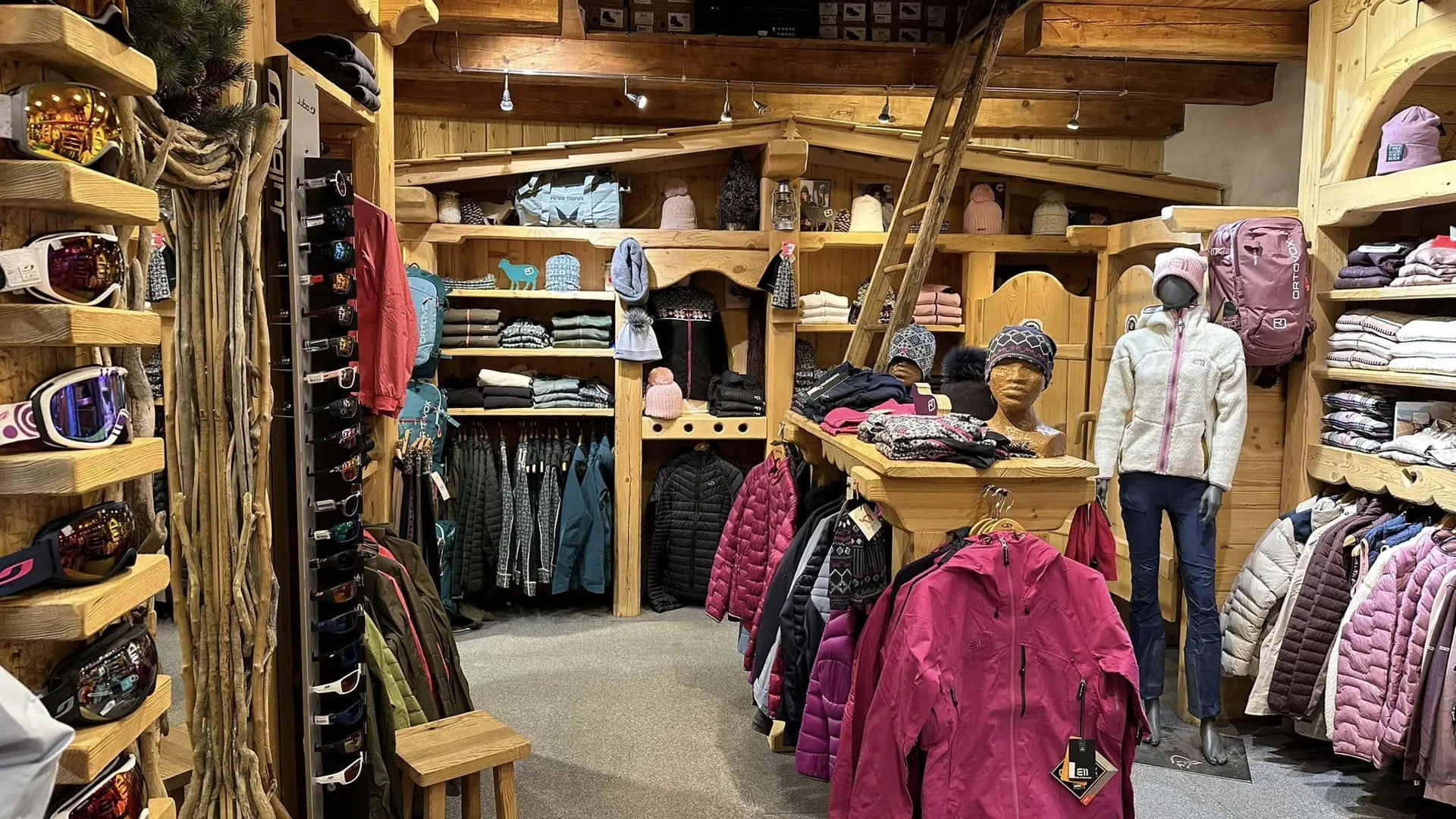 Intérieur boutique - Mountain Pro Shop