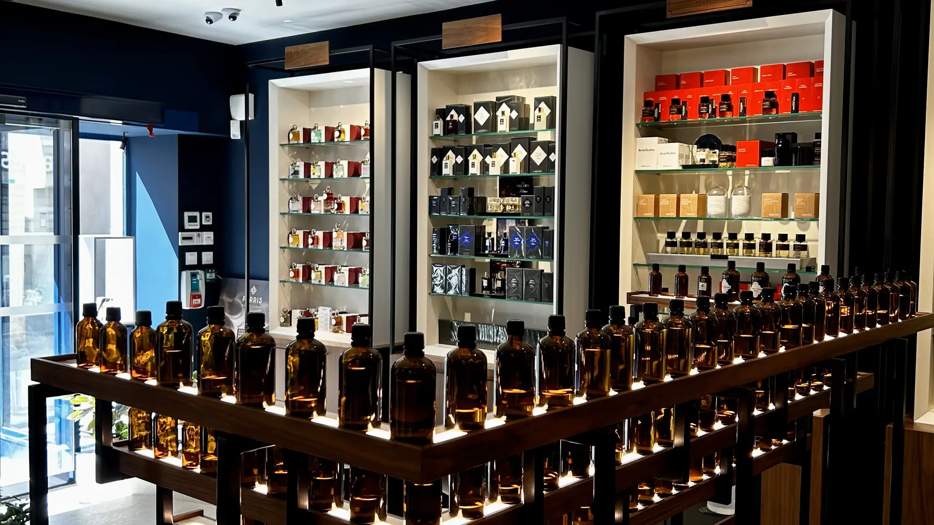 Mireille Parfumerie_L'Isle-sur-la-Sorgue orgue à parfum